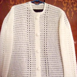 Белая кофточка к маю.