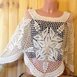 Кофточка-накидка из больших мотивов крючком