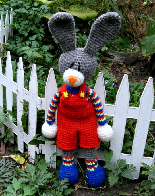 День мастера вязаной игрушки: Мои зайцы