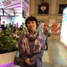 Елена Елена