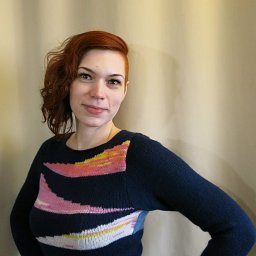 Джемпер частичным вязанием.