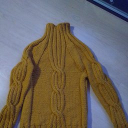 Свитер для сына связан по модели из интернета