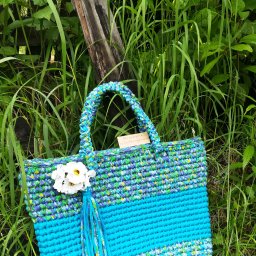 Сумка из трикотажной пряжи "Василёк"