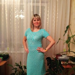 Очередное платье к дню рождения дочери.