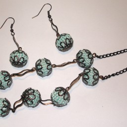 Вязаные украшения