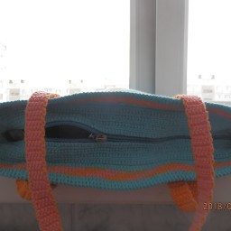 А начинала вязать рюкзак