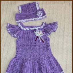 Сиреневое платьице и панамка