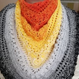 Шаль "Потерянные во времени"