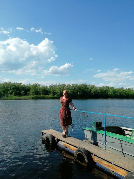 Платье из фантазийной пряжи Платье из фантазийной пряжи