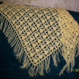 Треугольная шаль "Ночные бабочки" крючком