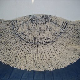 Шаль "Перезвон хрустальных листьев"