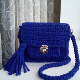 Сумочки из трикотажной пряжи