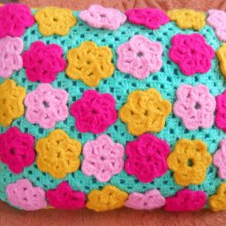 Подушка "Цветочное настроение"