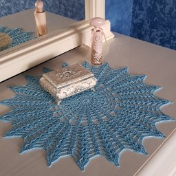 Простая, но симпатичная салфетка крючком