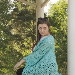 Летнее пальто из мотивов