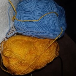 Мой первый вязаный комплект