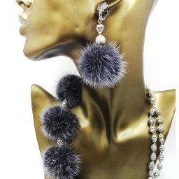Колье  из меха норки и натуральных камней в ассортименте