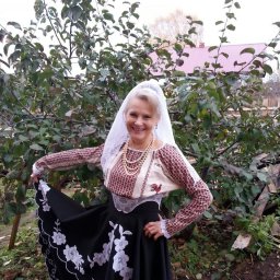Алена Алена