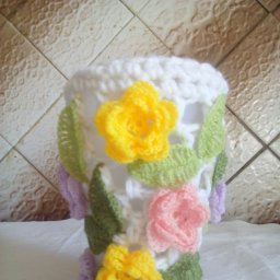 Вязанная ваза для цветов