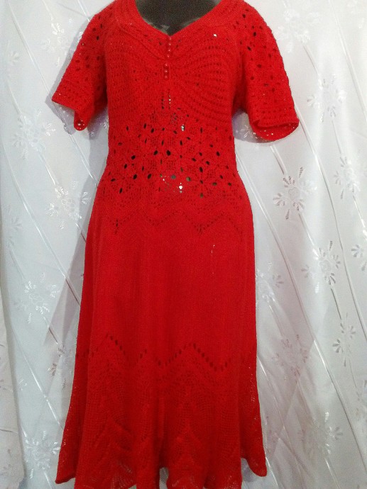 Красное платье крючком