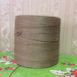 Джутовая пряжа для вязания эко ковров в стиле прованс