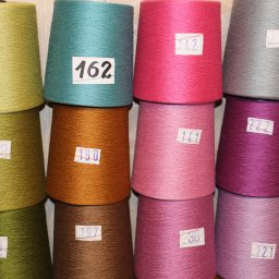 ПРЯЖА ДЛЯ РУЧНОГО И МАШИННОГО ВЯЗАНИЯ