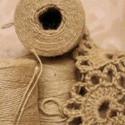 ДЖУТОВАЯ ПРЯЖА ДЛЯ ВЯЗАНИЯ И МАКРАМЕ. ПРОДАМ.