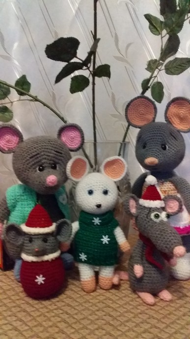 Игрушки крючком Игрушки крючком