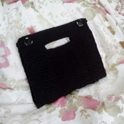 Сумочка вязаная ручной работы