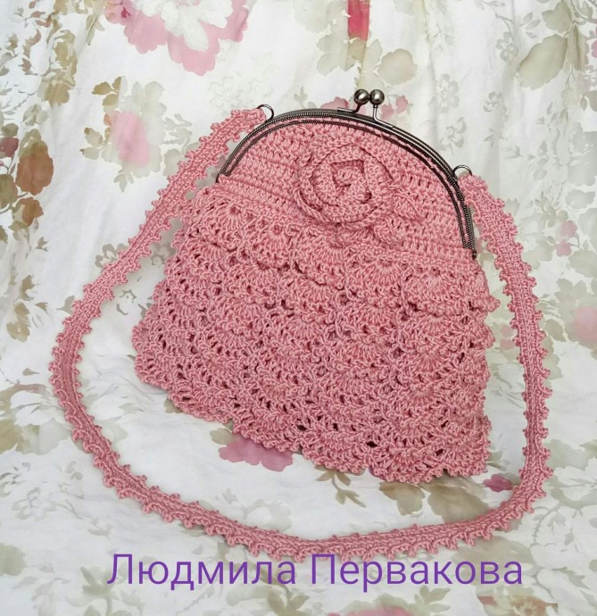 Сумочка вязаная ручной работы Сумочка вязаная ручной работы