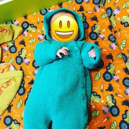 Комбинезон для ребенка 6 месяцев.