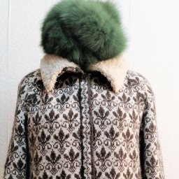 Жаккардовый кардиган плавно превращается.... в зимнюю куртку