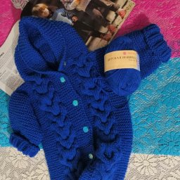 Комбинезон спицами для новорожденного от 0 до з-х месяцев.