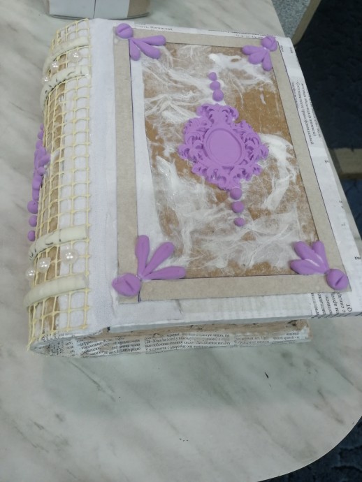 Книга-шкатулка из картона. Книга-шкатулка из картона.