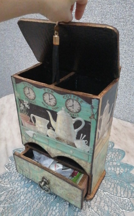 Чайный домик из картона.