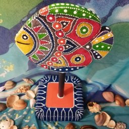 Рыбка-антистресс своими руками (можно использовать как подставку под телефон)