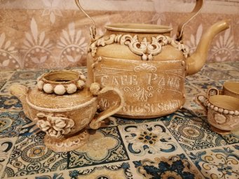 Превращаем старое и ненужное в красивый садовый декор.