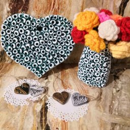 Очень простой и красивый декор. Композиция из 2-х предметов в подарок.