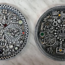 Сделала два панно на стену в дополнение к своей шкатулке. В работе использована всякая всячина.