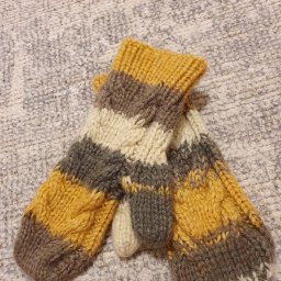 Мегаснуд , варежки, гетры.