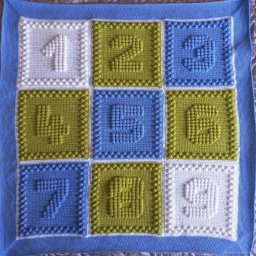 Дорогие рукодельницы, и снова обращаюсь к вам за советом 