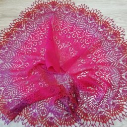 Шаль Душистый Лиатрис, автор Ольга Бочкарева.