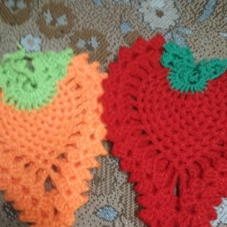 прихватка клубничка