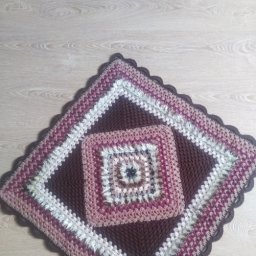 . МОЙ КОВРИК "БАБУШКИН КВАДРАТ".