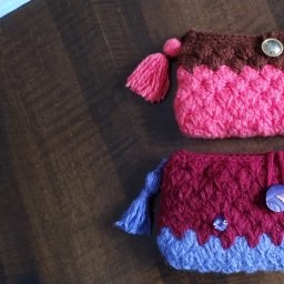 Косметички вязаные крючком.