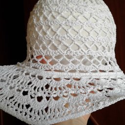 Шляпа крючком.