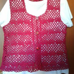 Малиновая жилетка.