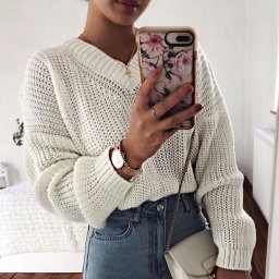 Вязаный свитер оверсайз