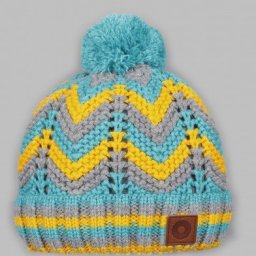 Яркие шапочки для деток.