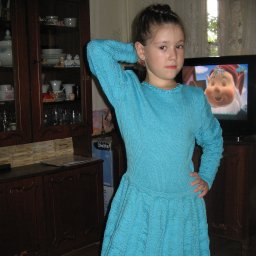 Голубое платье